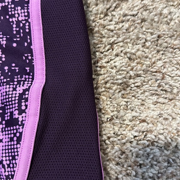 Nike Dri-Fit Patterned Spandex - Picture 4 of 7